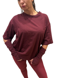 T-shirt bordò con manicotti