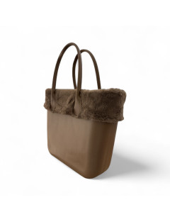 Borsa modello O Bag con pelliccia color fango -  e scocca in gomma marrone