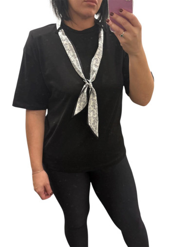 shirt nera con foulard integrato bianco e nero – Look elegante e casual